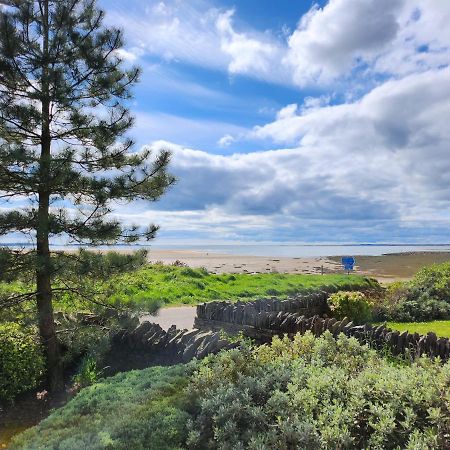 Coastal Apartment With Beach On Your Doorstep! Llanelli Eksteriør bilde