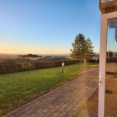 Coastal Apartment With Beach On Your Doorstep! Llanelli Eksteriør bilde