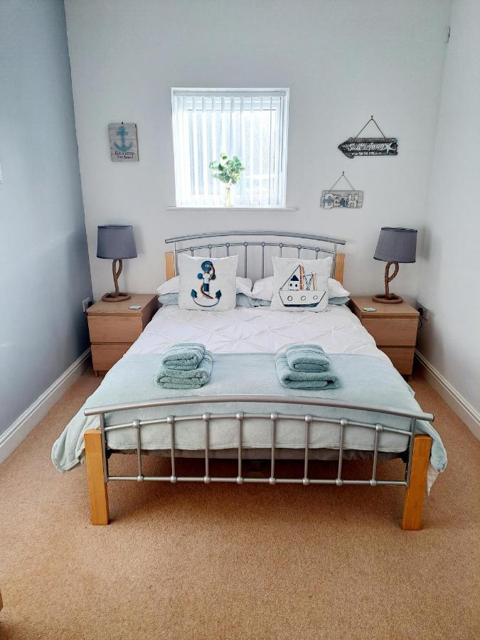 Coastal Apartment With Beach On Your Doorstep! Llanelli Eksteriør bilde
