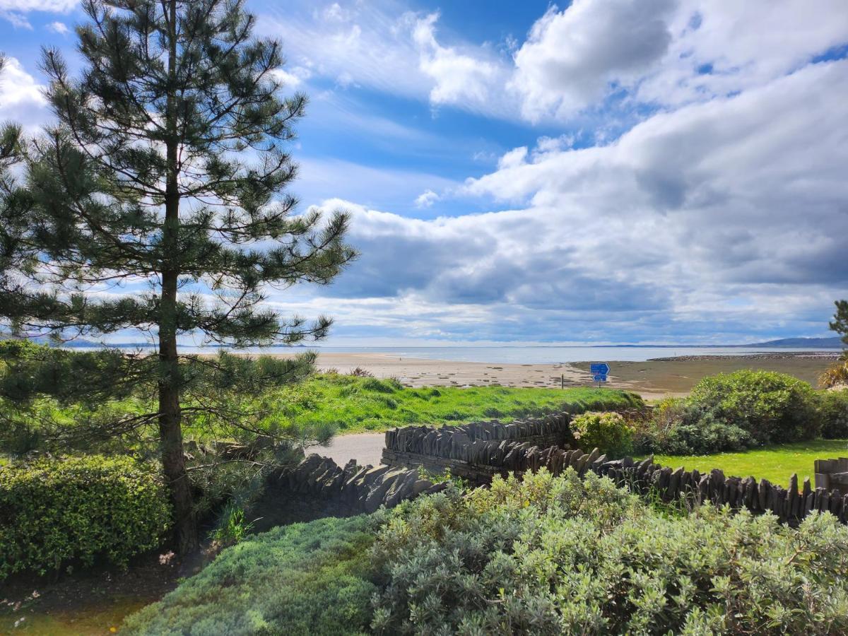 Coastal Apartment With Beach On Your Doorstep! Llanelli Eksteriør bilde