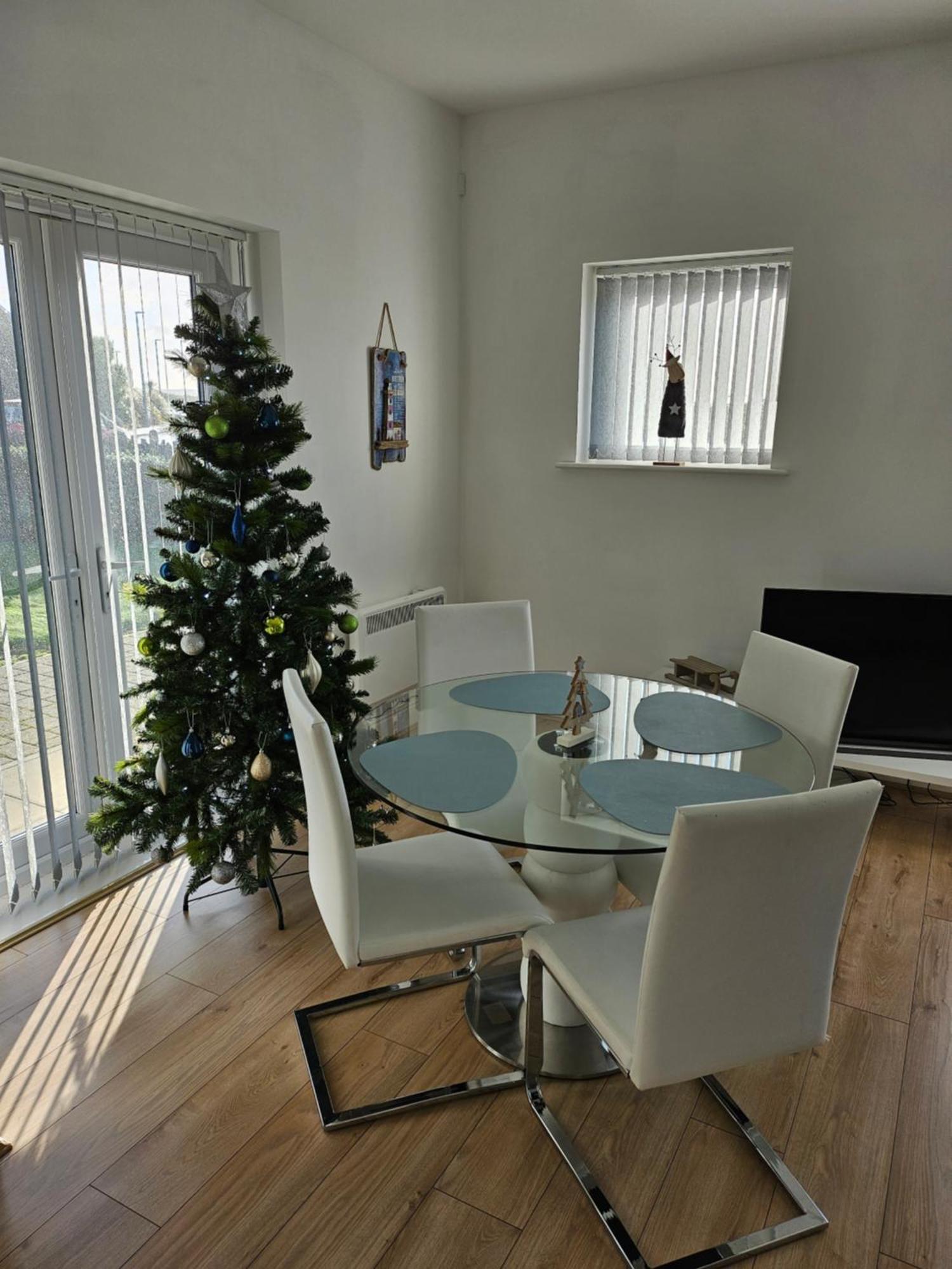 Coastal Apartment With Beach On Your Doorstep! Llanelli Eksteriør bilde